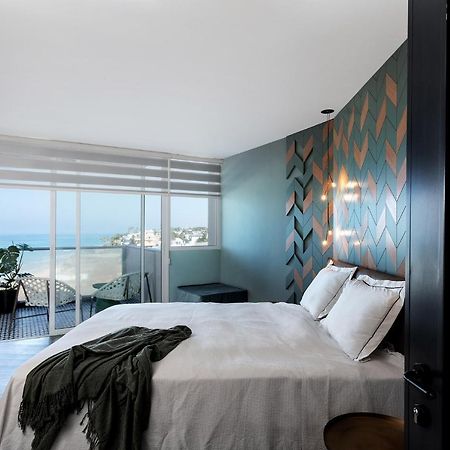 Sea View Stylish 1Br With Balcony By Beachfront Stay Herzliya Bagian luar foto